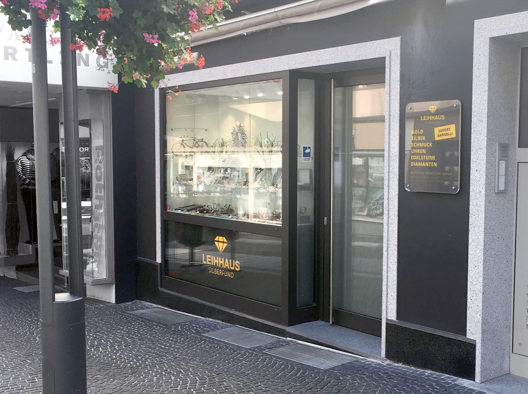 Filiale Hildesheim — Außenansicht